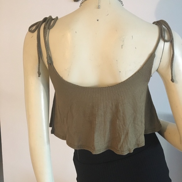 Olive green ribbed cropped camisole tank top. Self tie - Picture 4 of 7